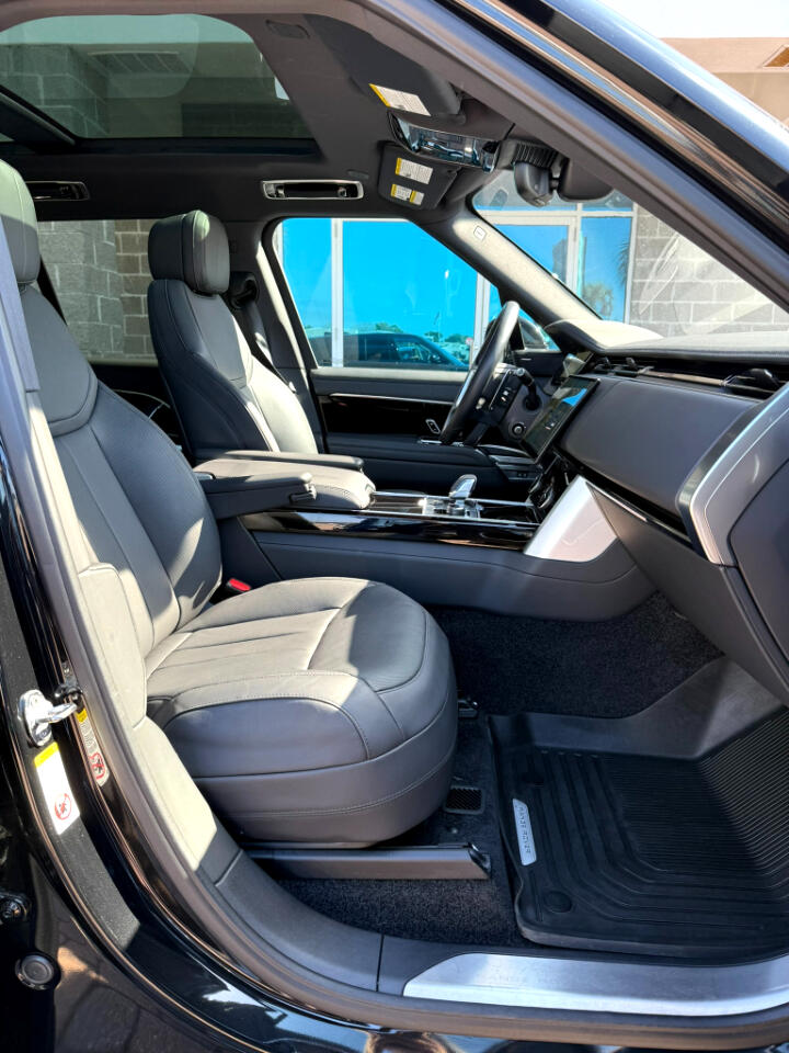 2023 Land Rover Range Rover SE AWD