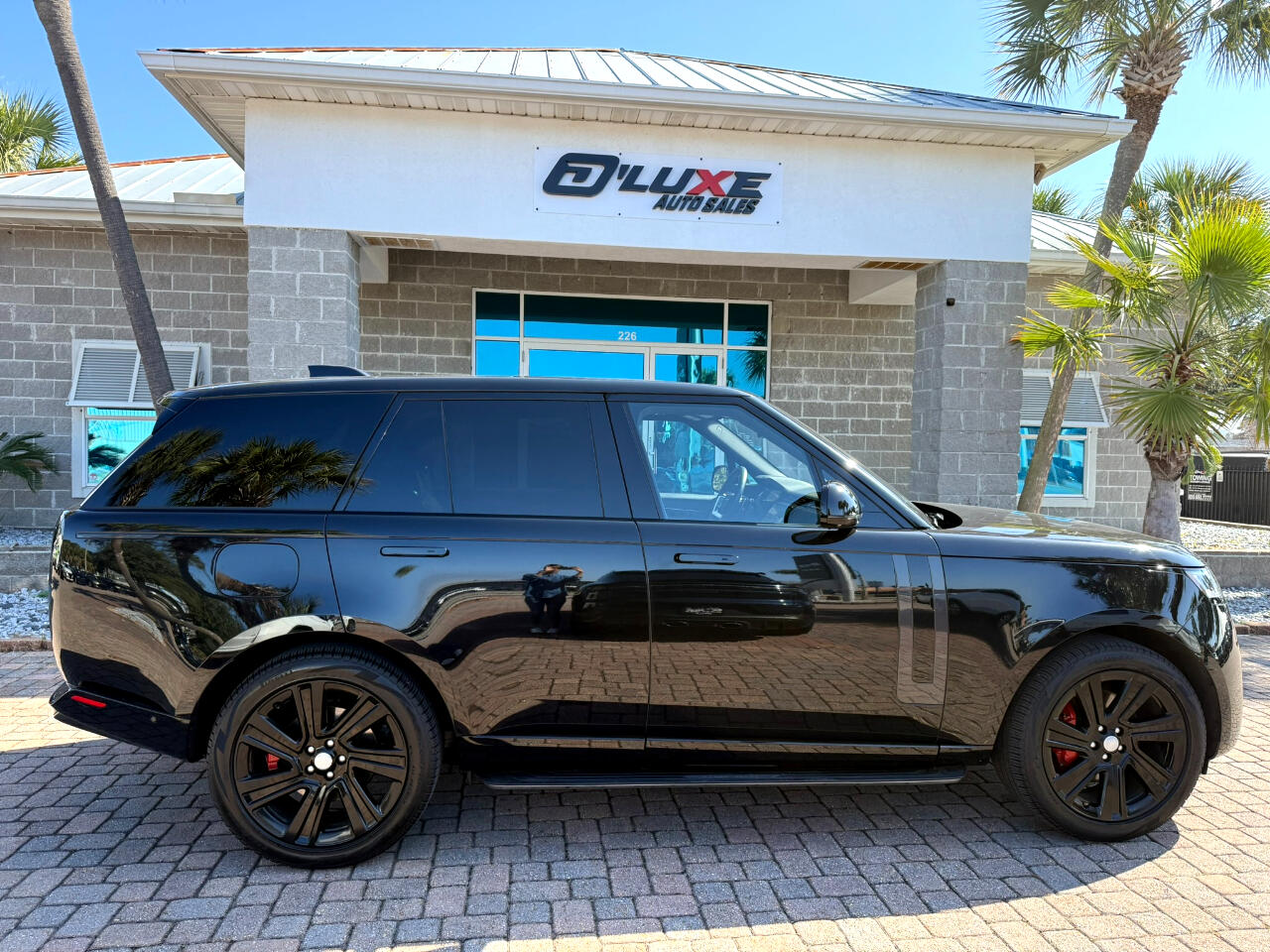 2023 Land Rover Range Rover SE AWD