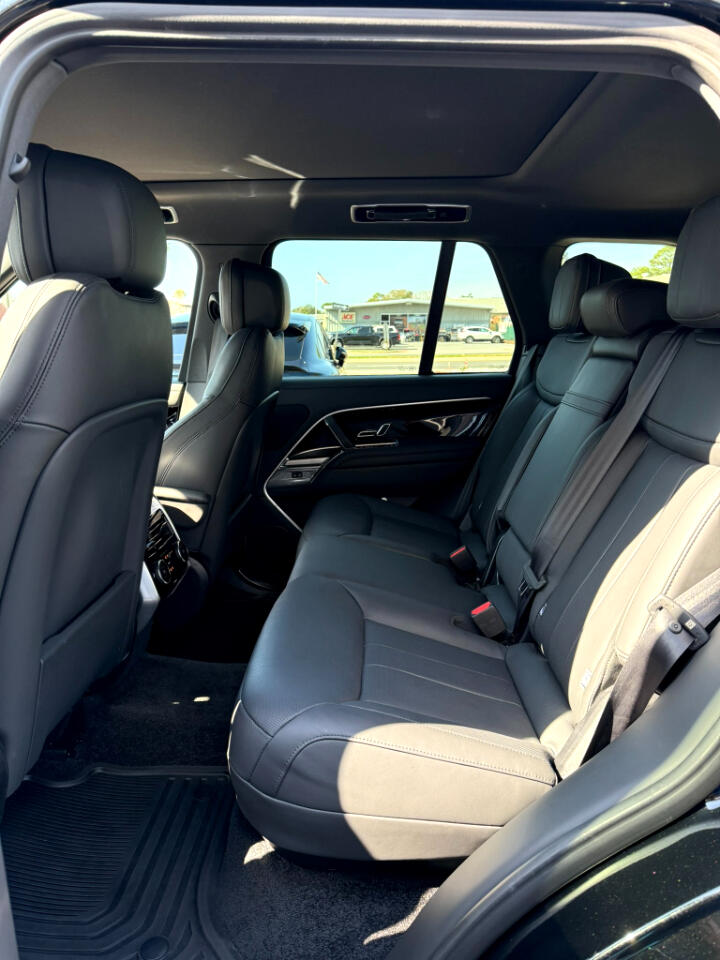 2023 Land Rover Range Rover SE AWD