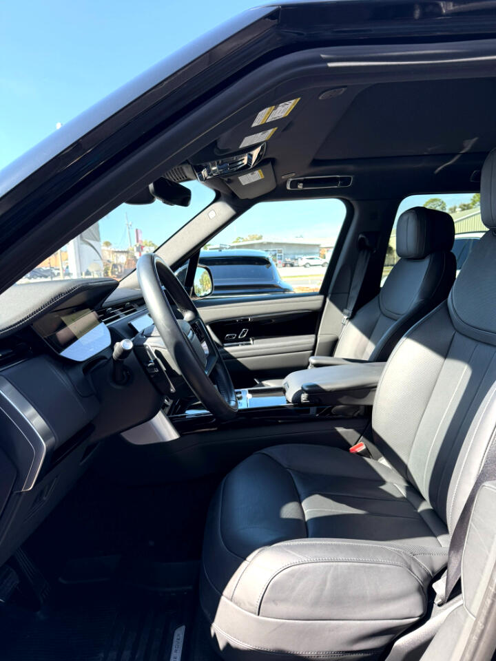 2023 Land Rover Range Rover SE AWD