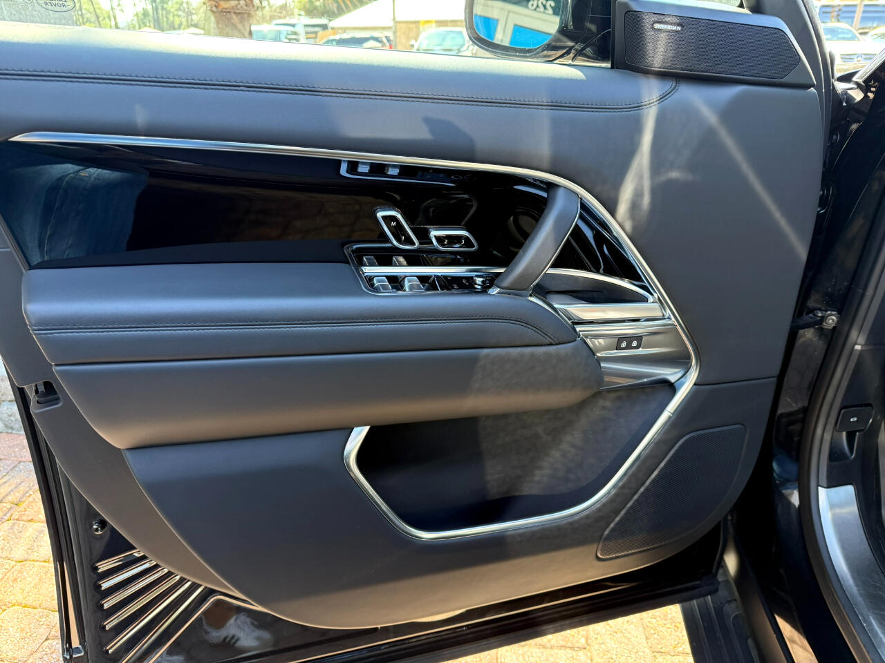 2023 Land Rover Range Rover SE AWD