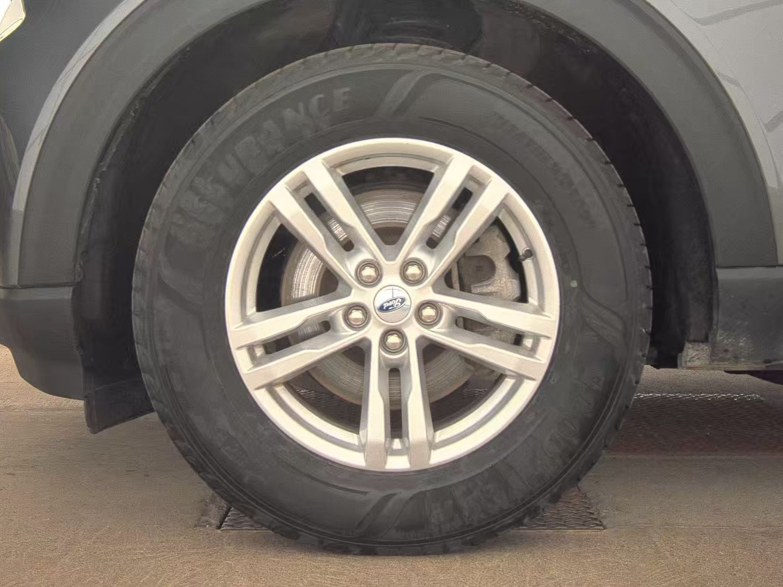2022 Ford Explorer XLT AWD