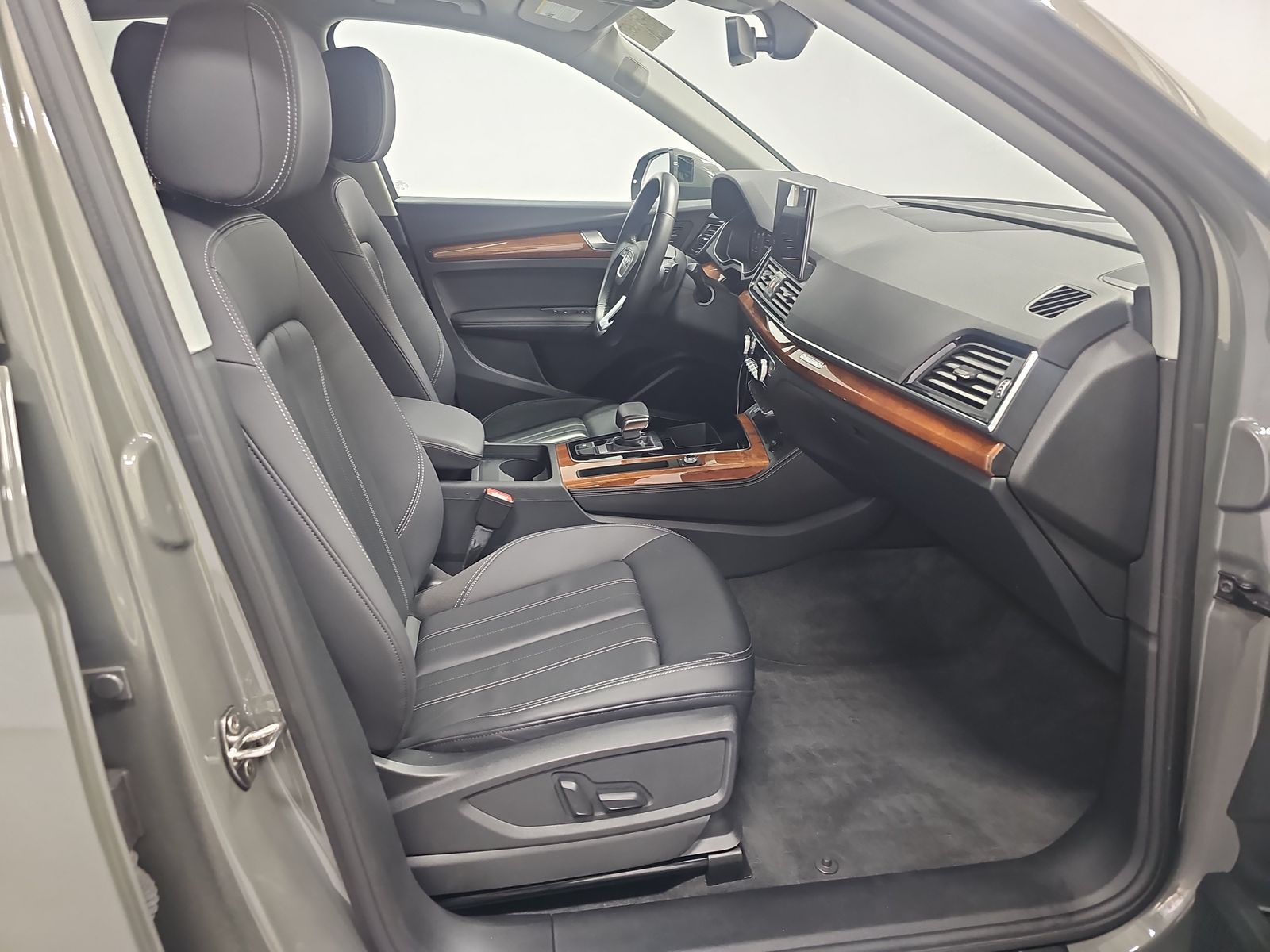 2023 Audi Q5 S line Premium Plus AWD