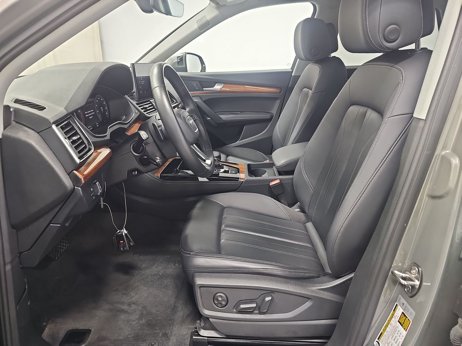 2023 Audi Q5 S line Premium Plus AWD