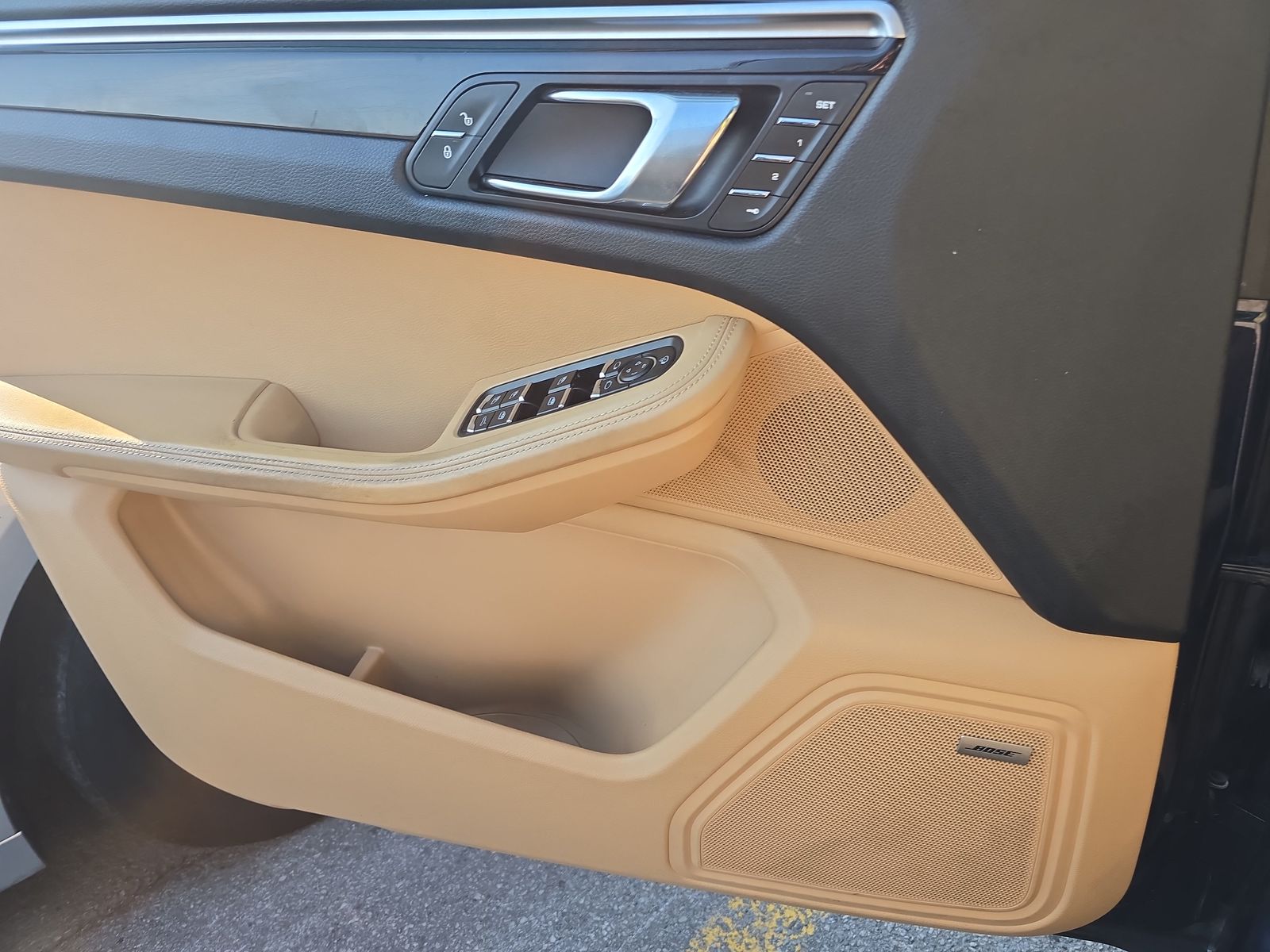 2018 Porsche Macan Base AWD