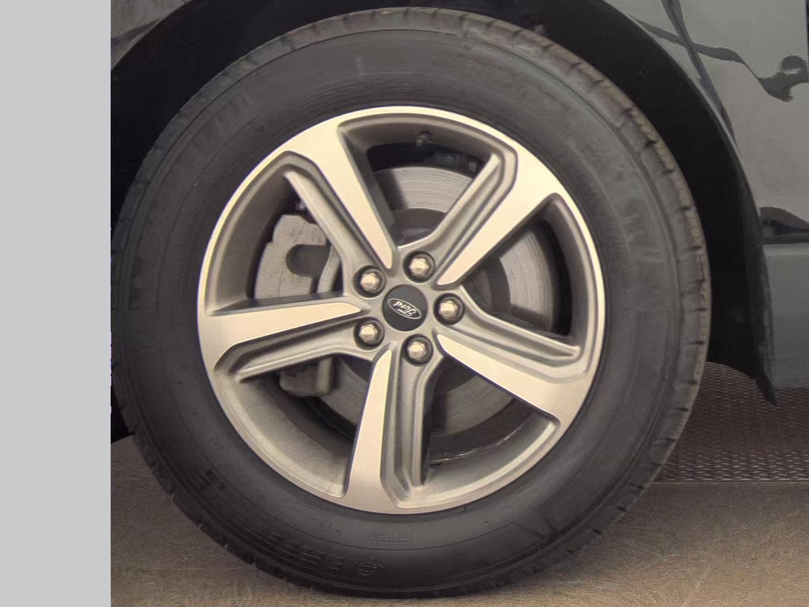 2023 Ford Edge SEL AWD