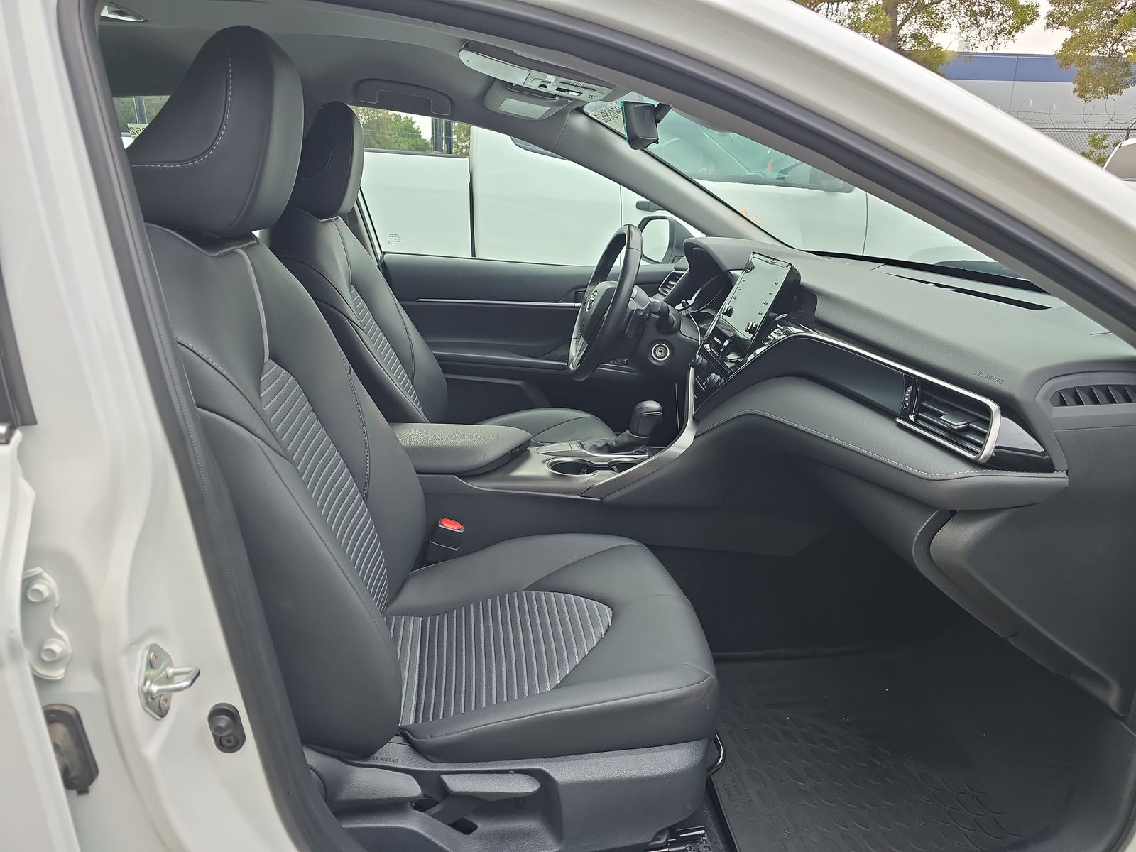 2024 Toyota Camry SE FWD