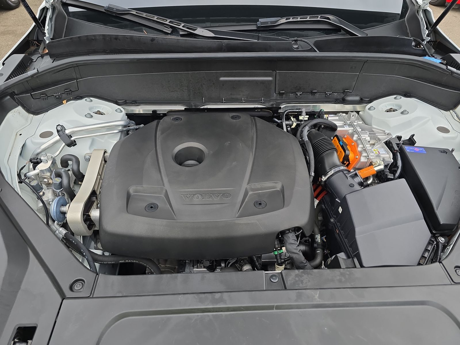 2023 Volvo XC90 Recharge T8 Plus AWD