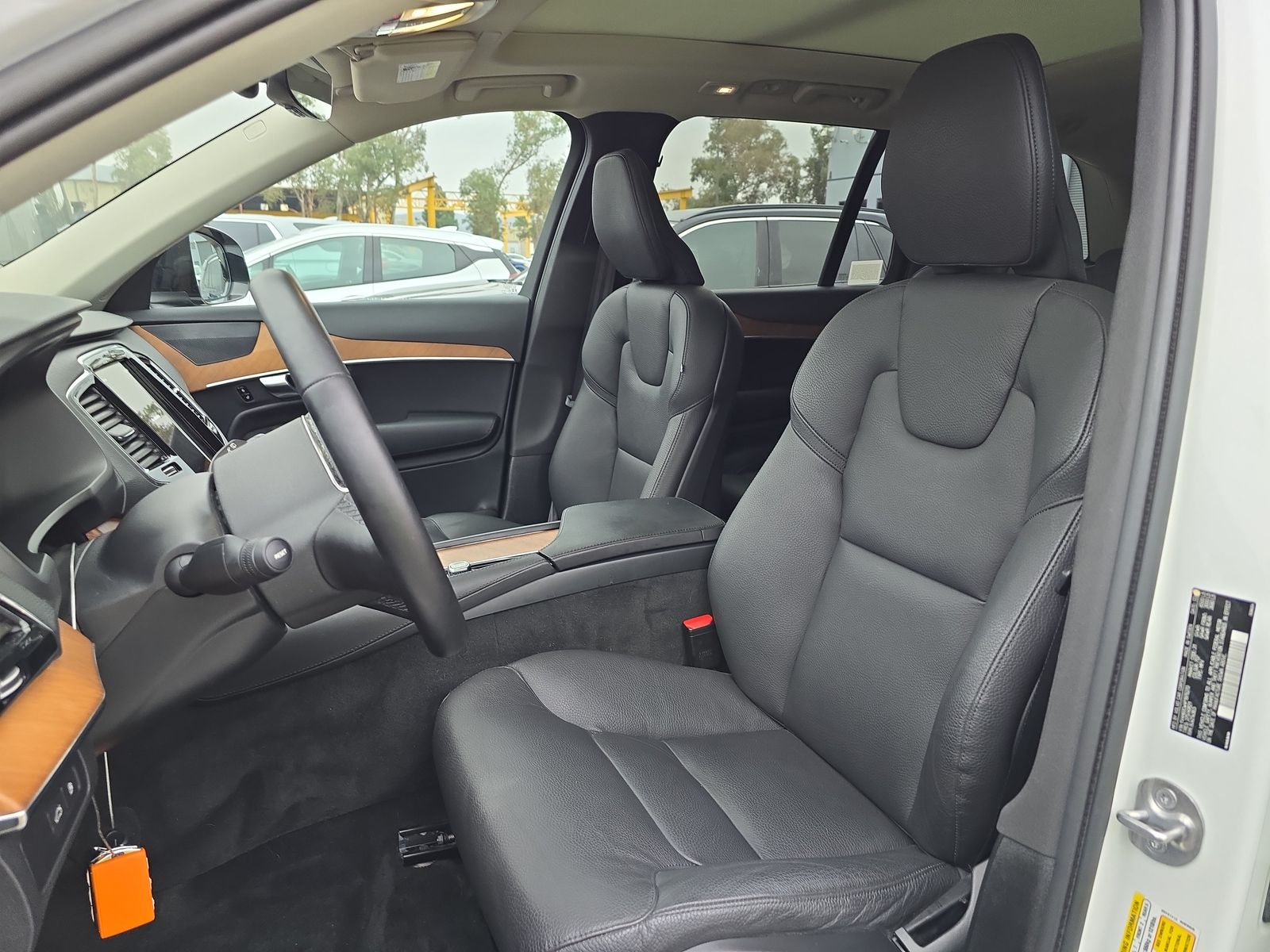 2023 Volvo XC90 Recharge T8 Plus AWD