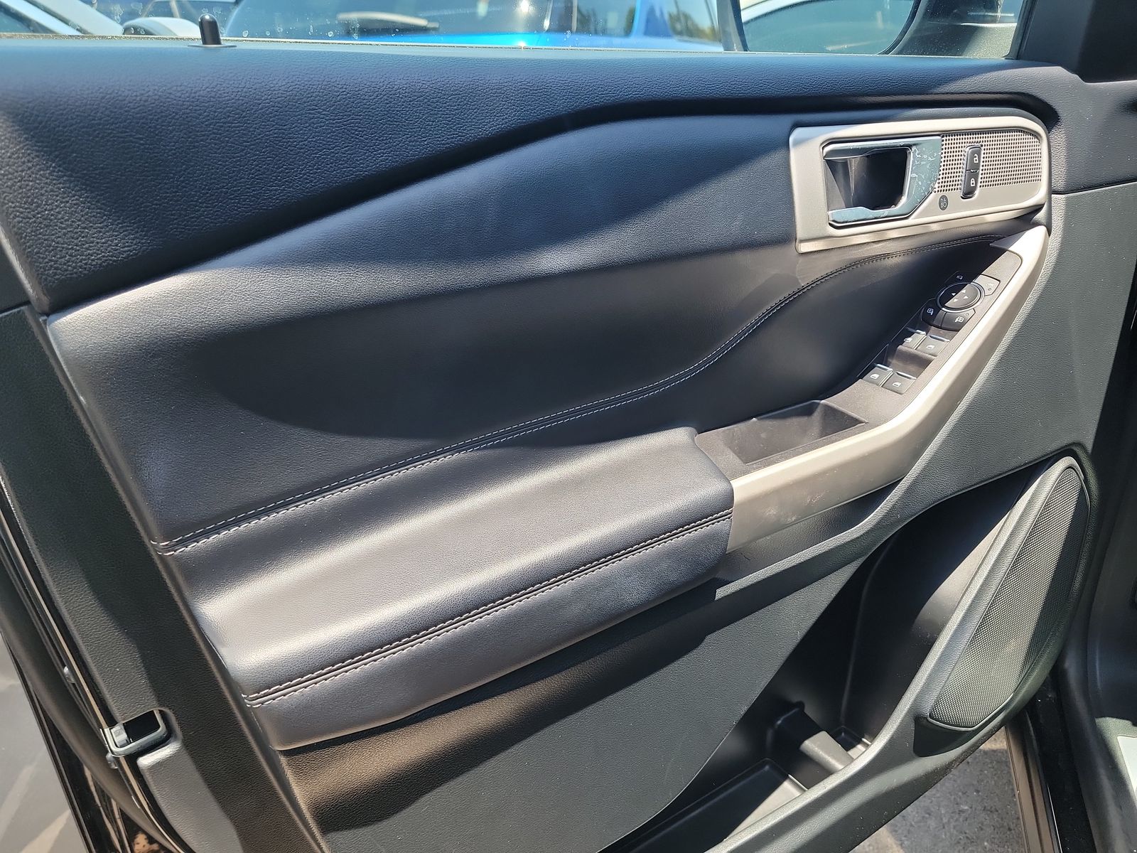 2023 Ford Explorer Limited AWD