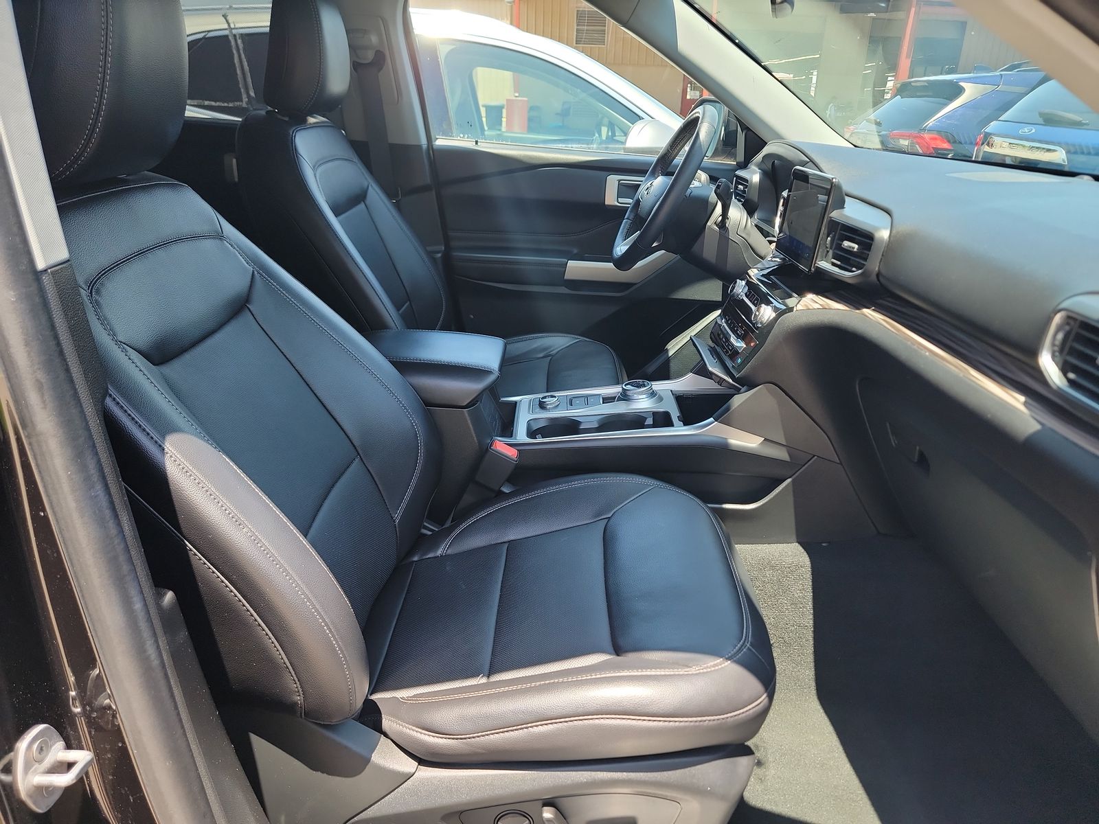 2023 Ford Explorer Limited AWD