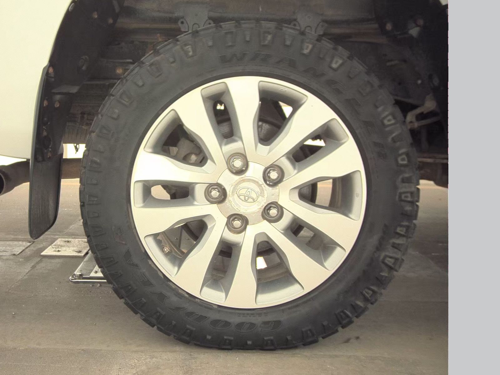 2013 Toyota Tundra Platinum AWD