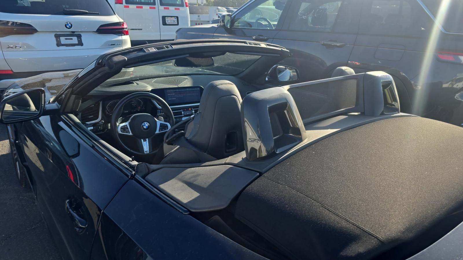 2025 BMW Z4 sDrive30i RWD