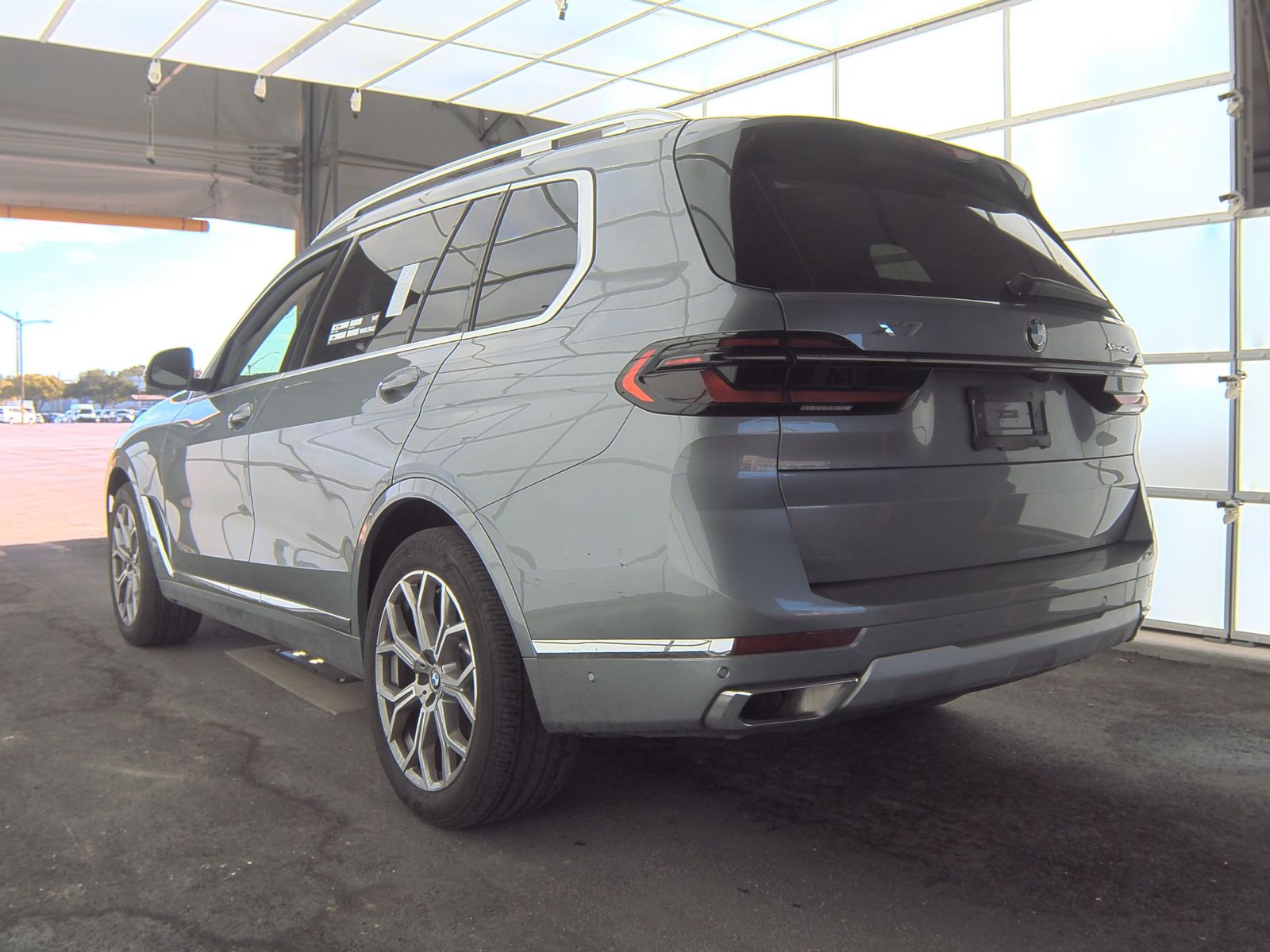 2025 BMW X7 xDrive40i AWD