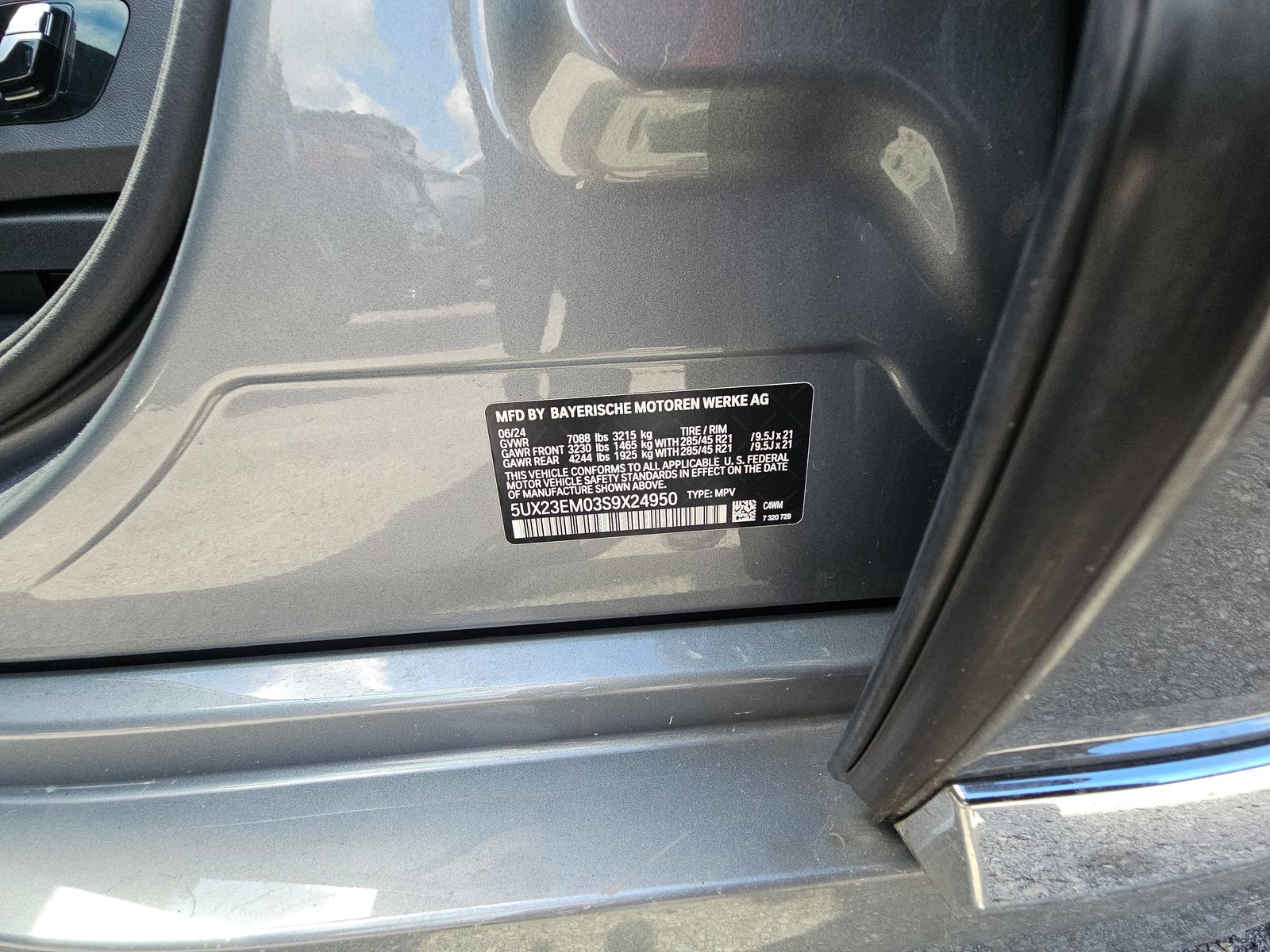 2025 BMW X7 xDrive40i AWD