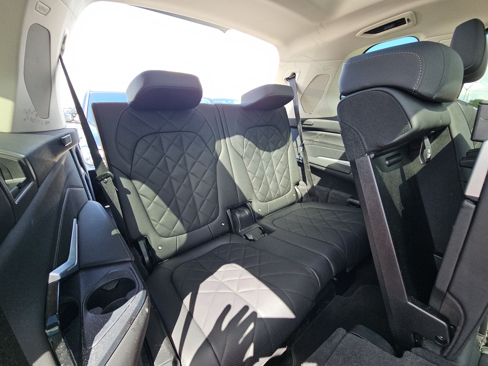 2025 BMW X7 xDrive40i AWD