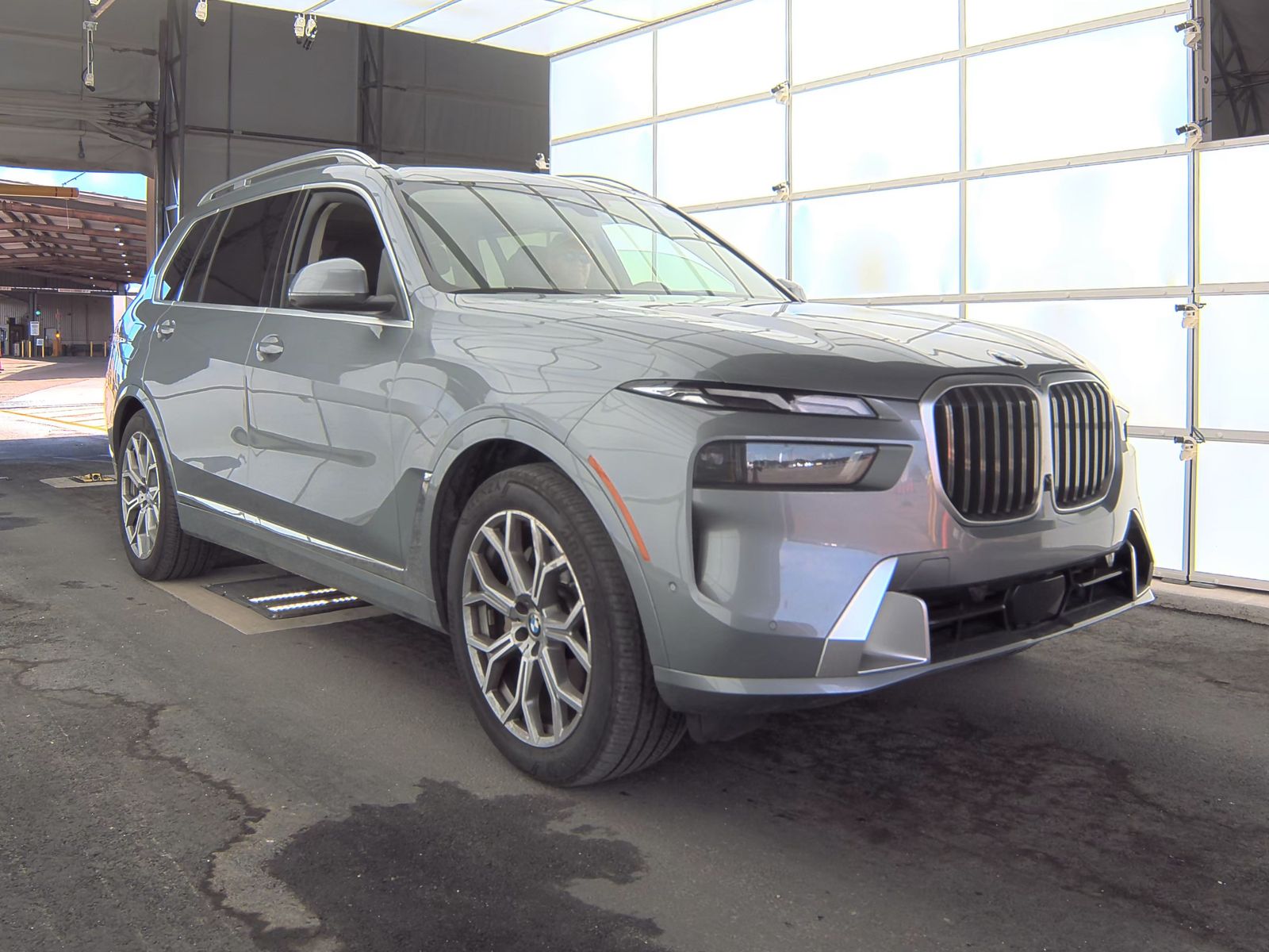 2025 BMW X7 xDrive40i AWD