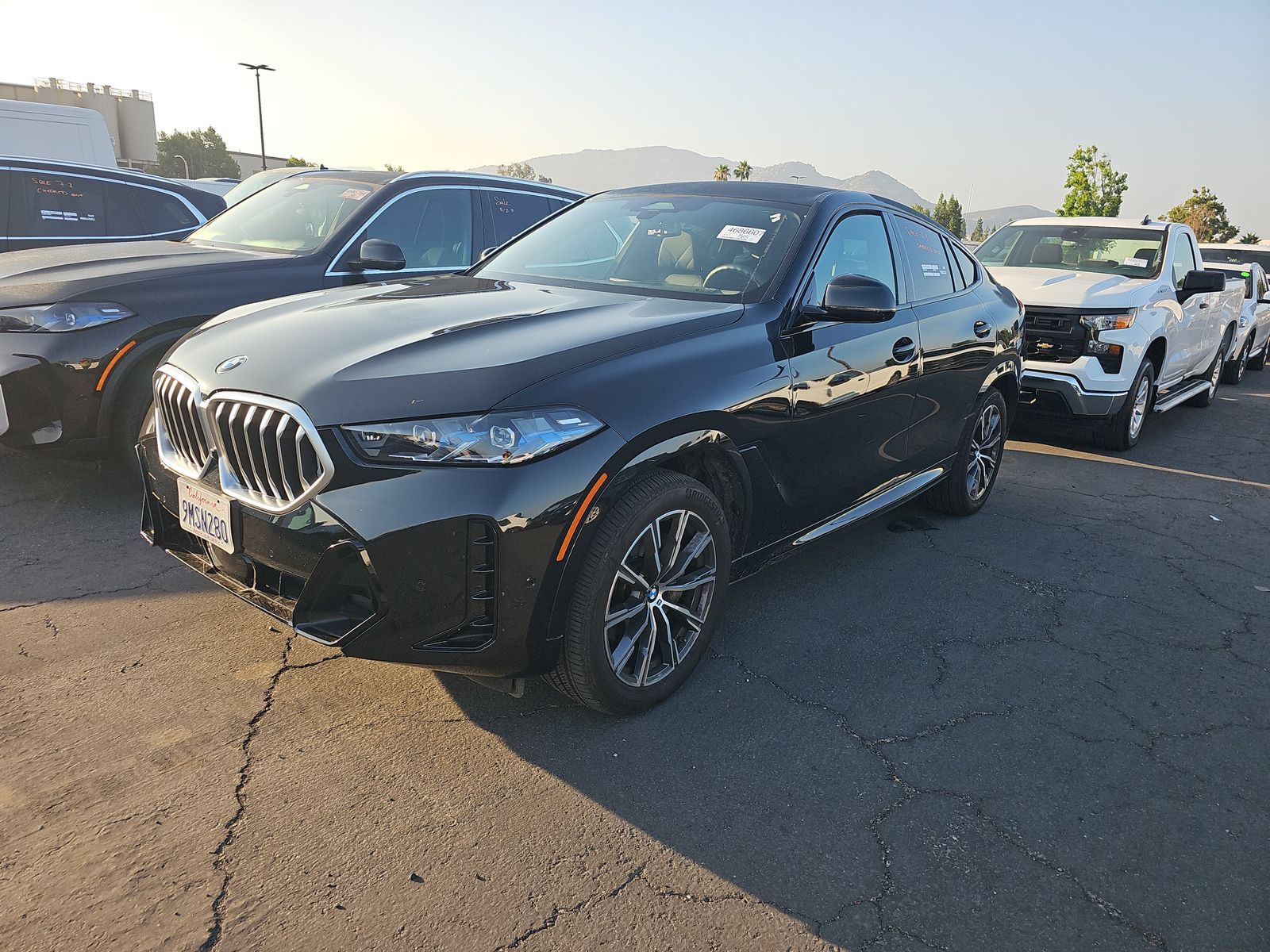 2025 BMW X6 xDrive40i AWD
