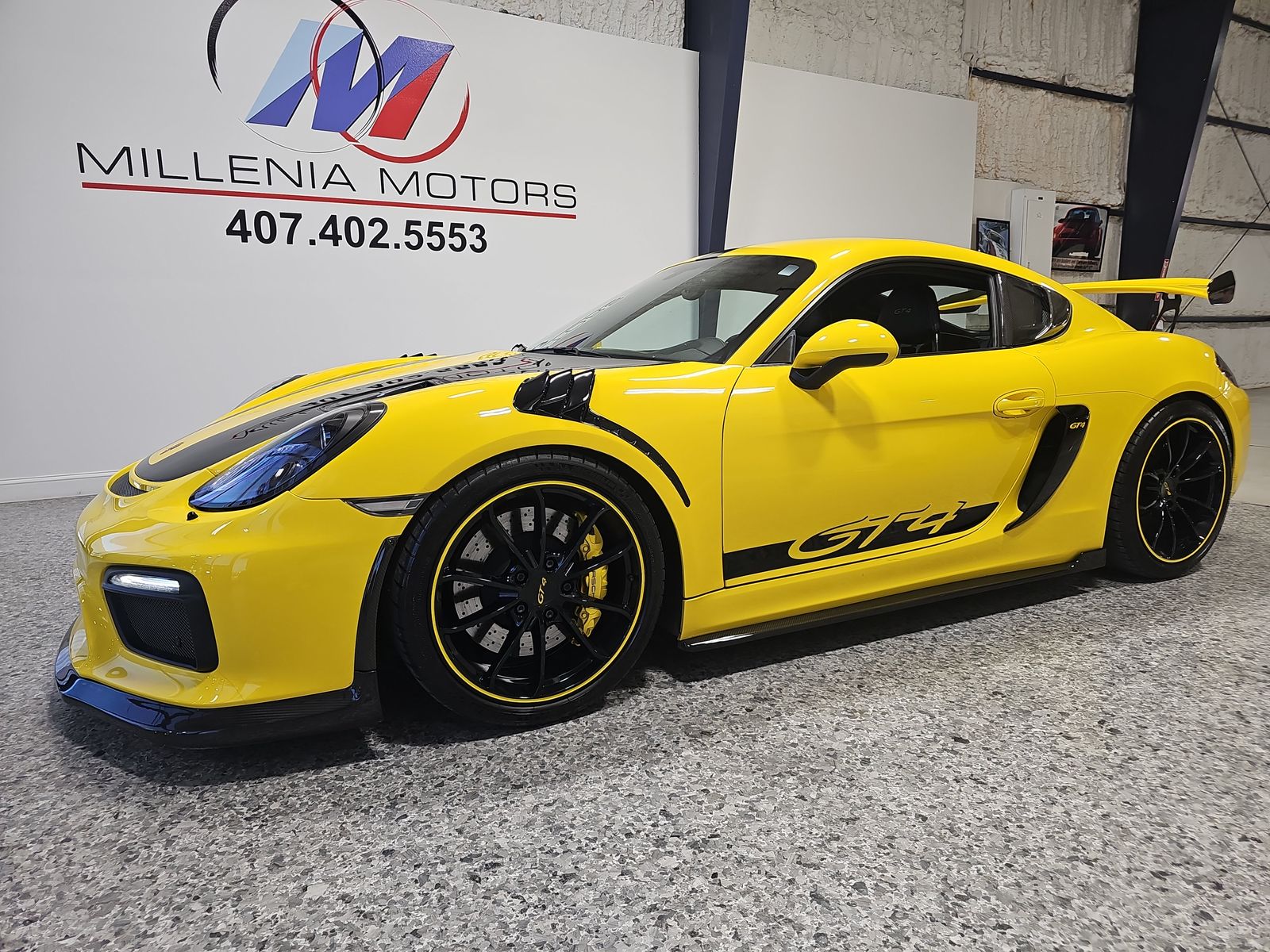 2016 Porsche Cayman GT4