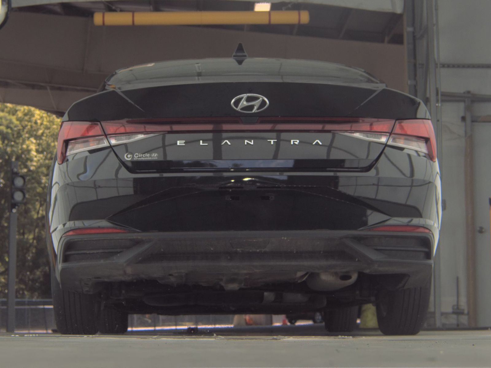2022 Hyundai Elantra SE FWD