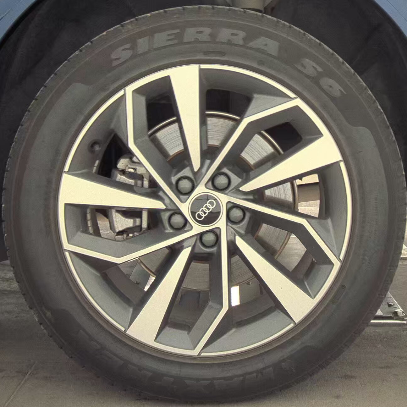 2022 Audi Q5 S line Premium AWD