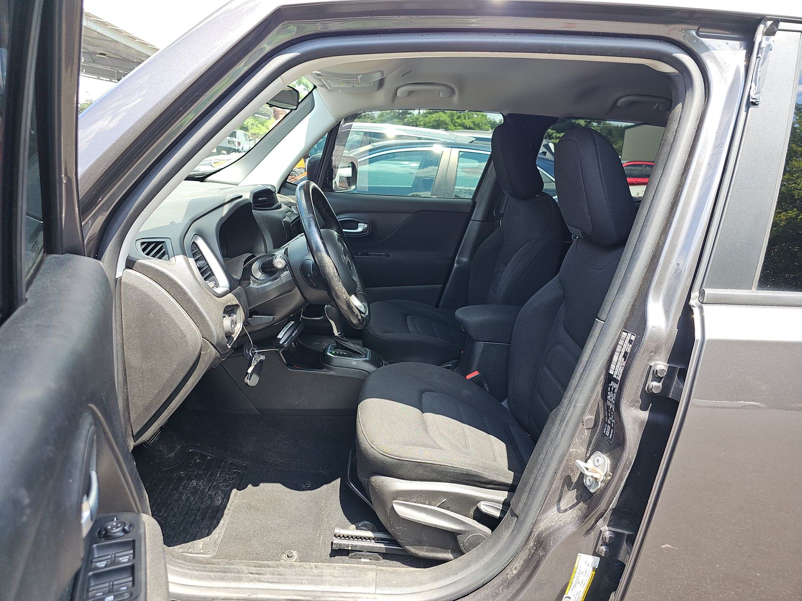 2019 Jeep Renegade Latitude AWD