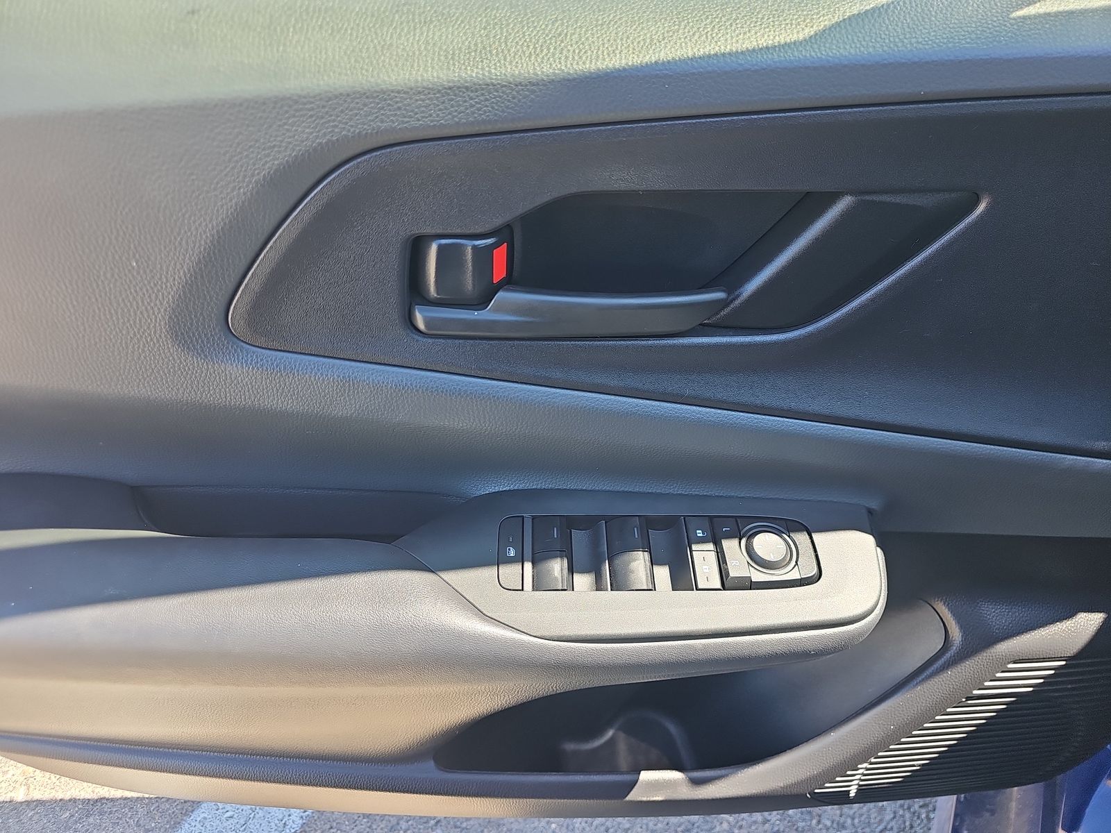 2025 Toyota Prius LE FWD