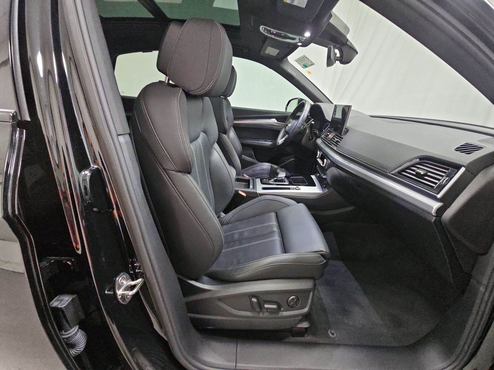 2022 Audi Q5 S line Premium Plus AWD