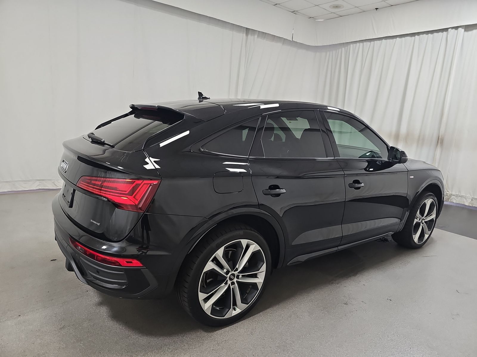 2022 Audi Q5 S line Premium Plus AWD
