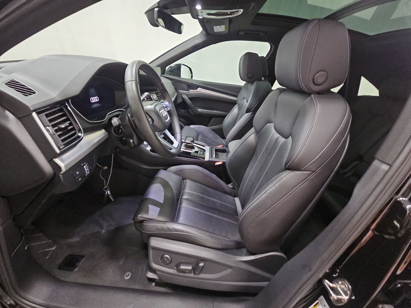 2022 Audi Q5 S line Premium Plus AWD