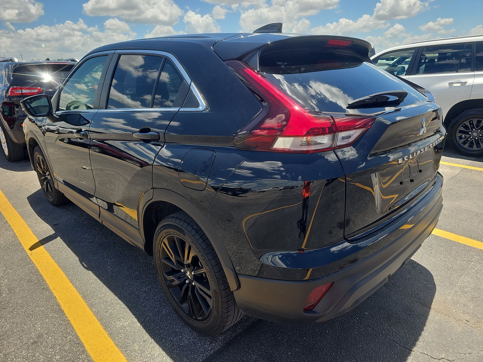 2024 Mitsubishi Eclipse Cross LE AWD