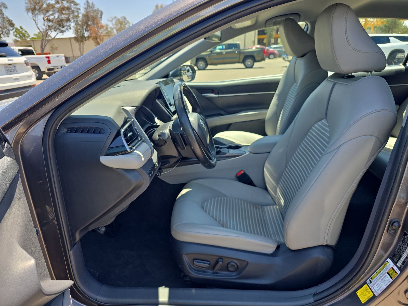 2022 Toyota Camry SE FWD