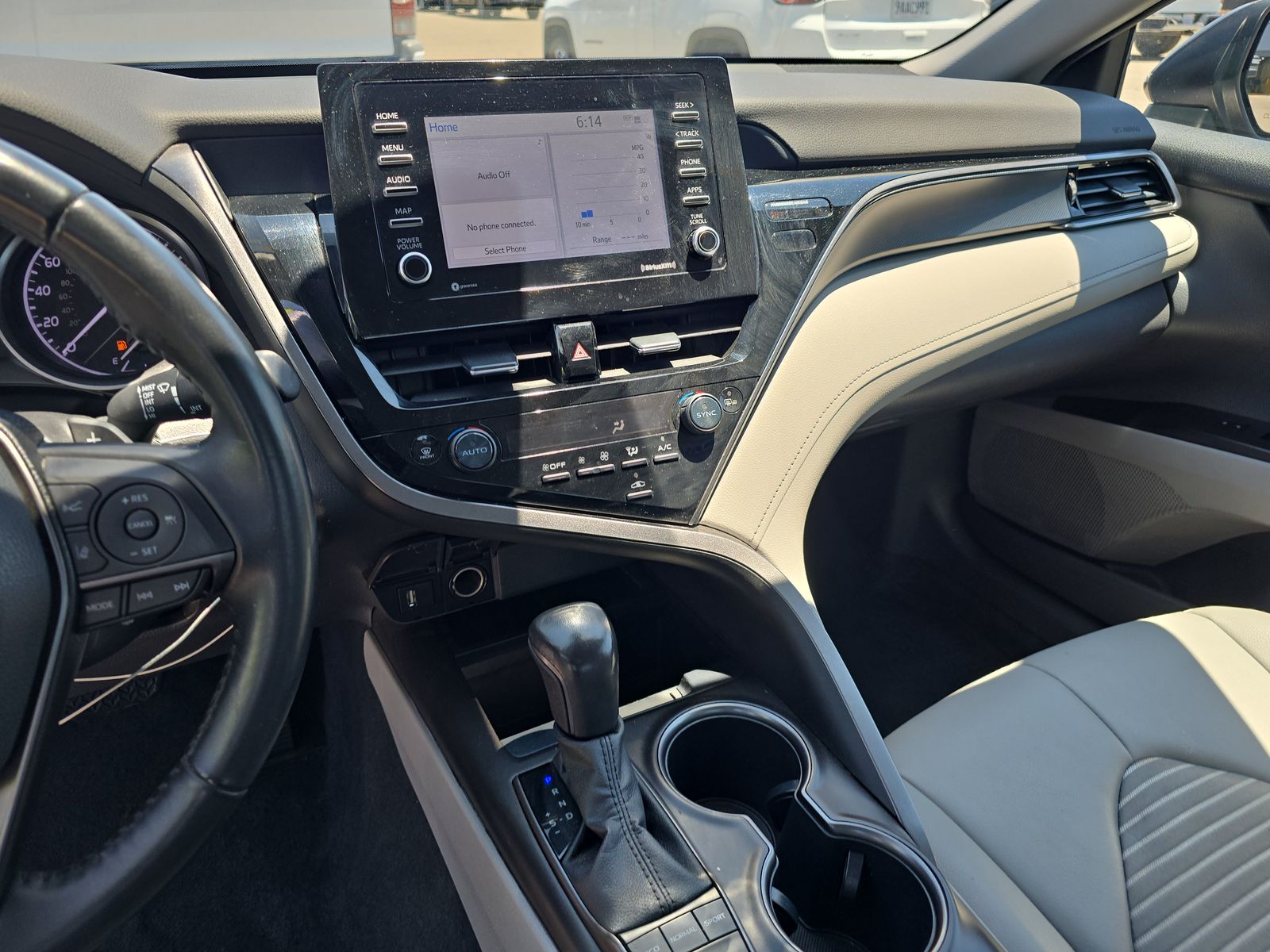 2022 Toyota Camry SE FWD