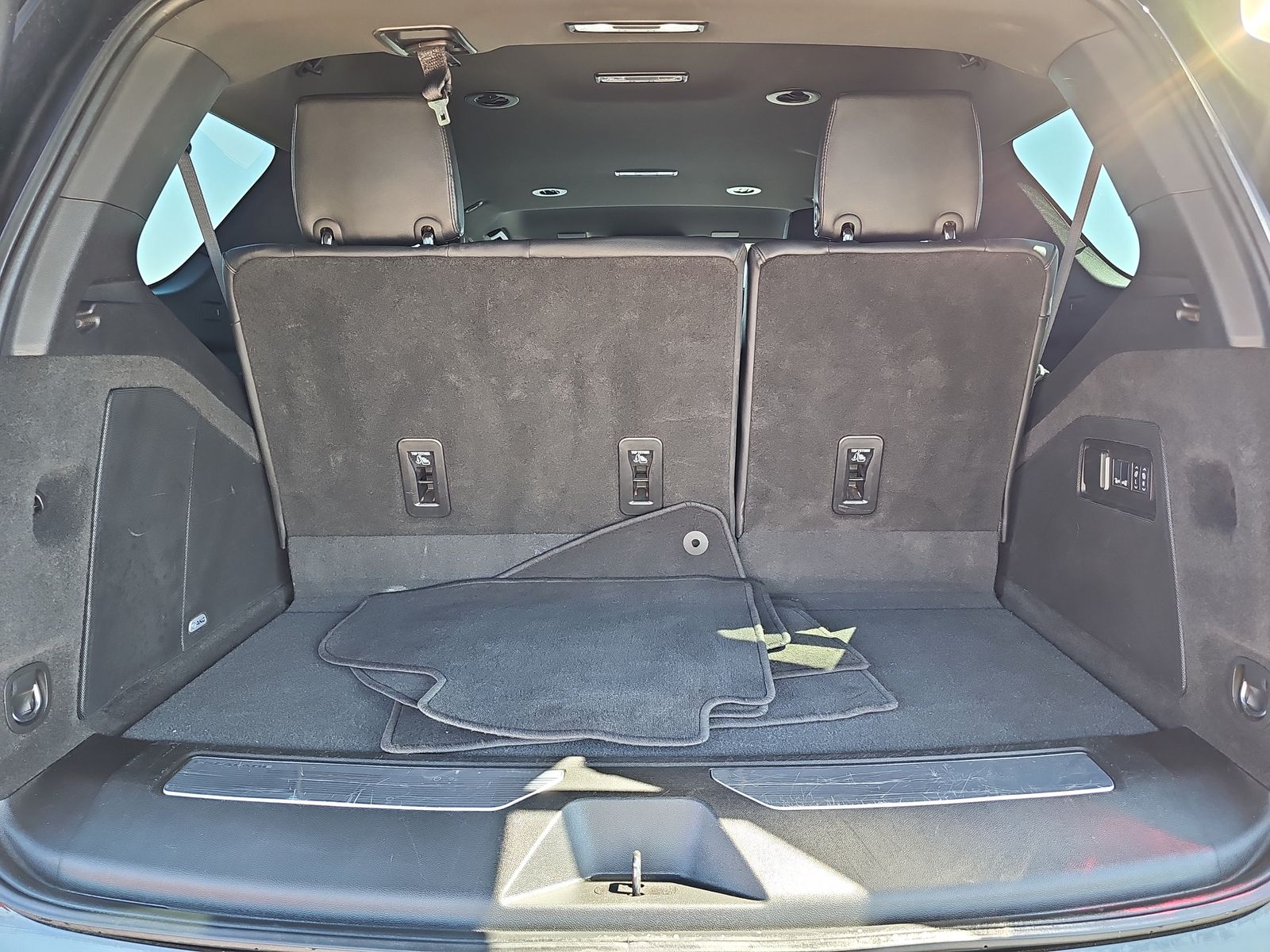 2024 Cadillac Escalade Luxury RWD