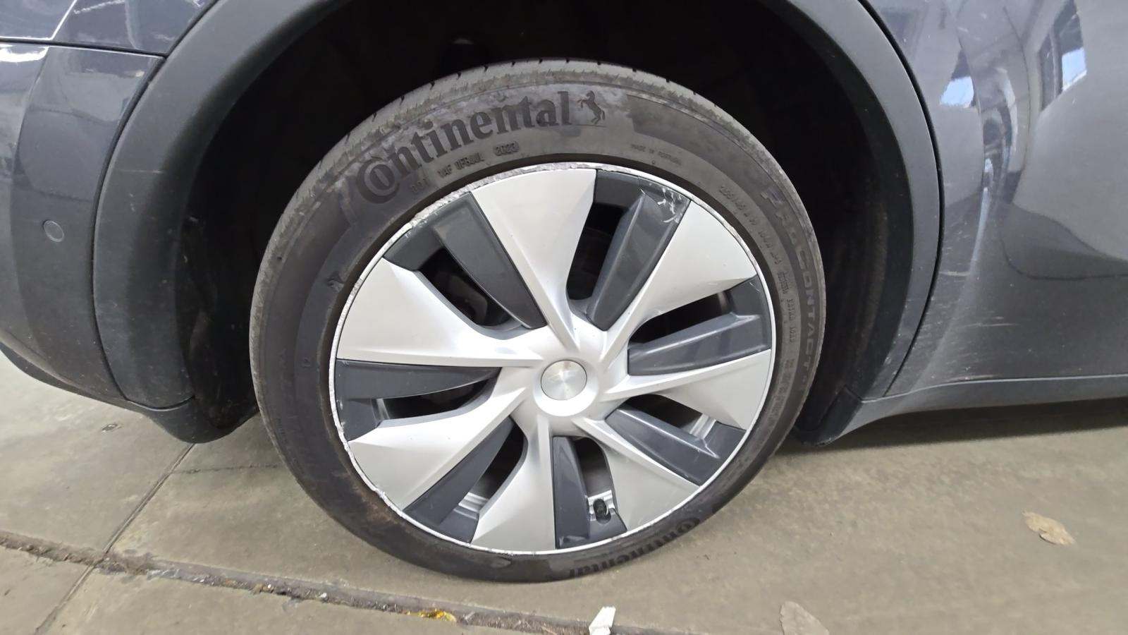 2021 Tesla Model Y Long Range AWD