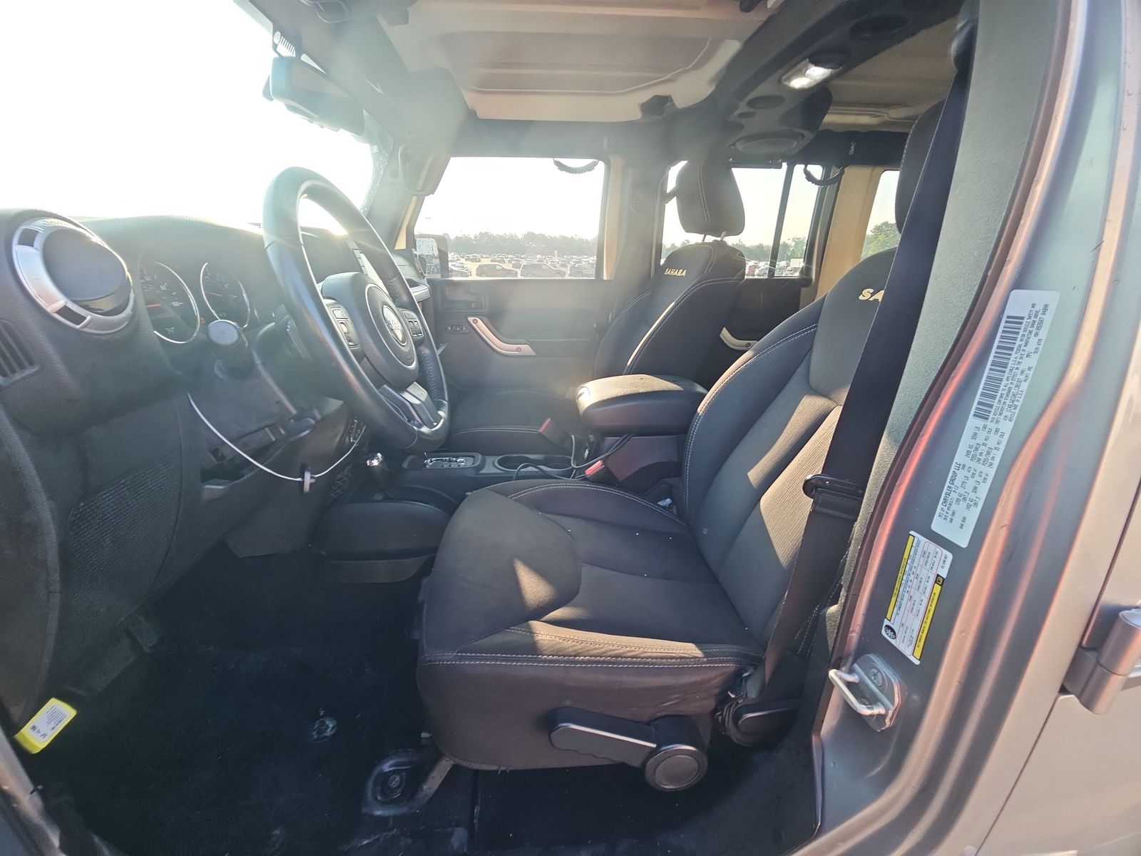 2014 Jeep Wrangler Unlimited Sahara AWD