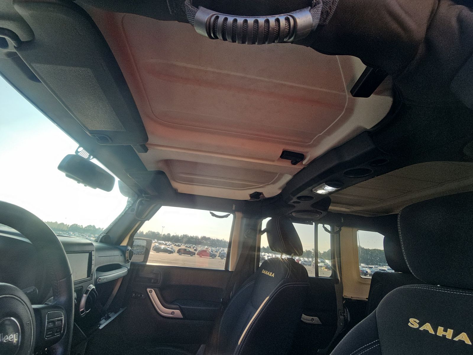 2014 Jeep Wrangler Unlimited Sahara AWD