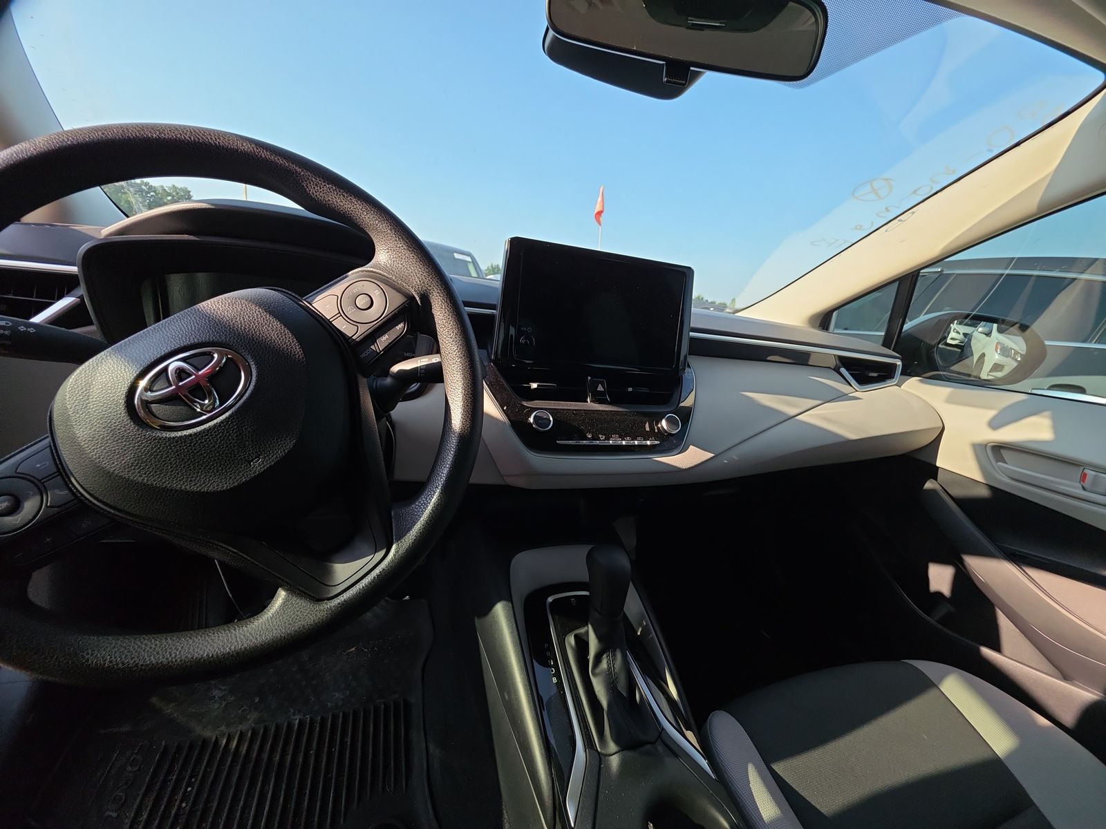 2024 Toyota Corolla LE FWD
