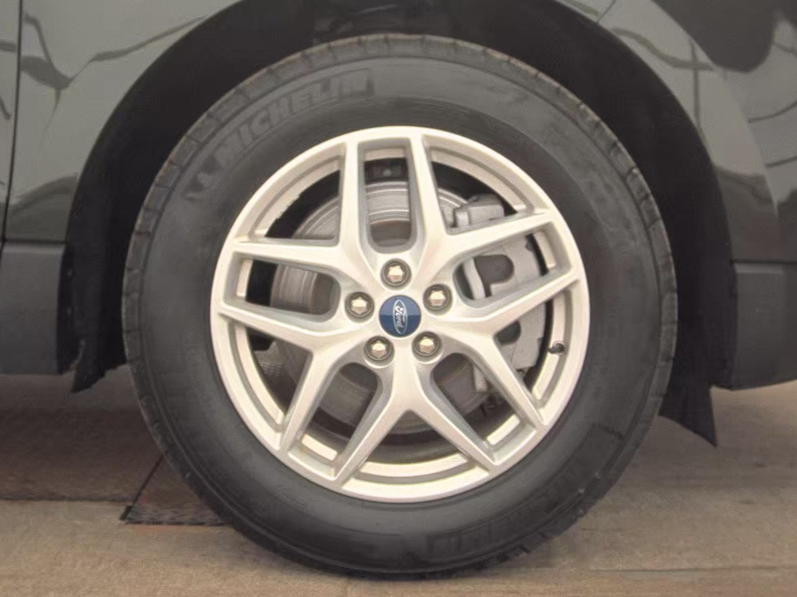 2022 Ford Edge SEL AWD