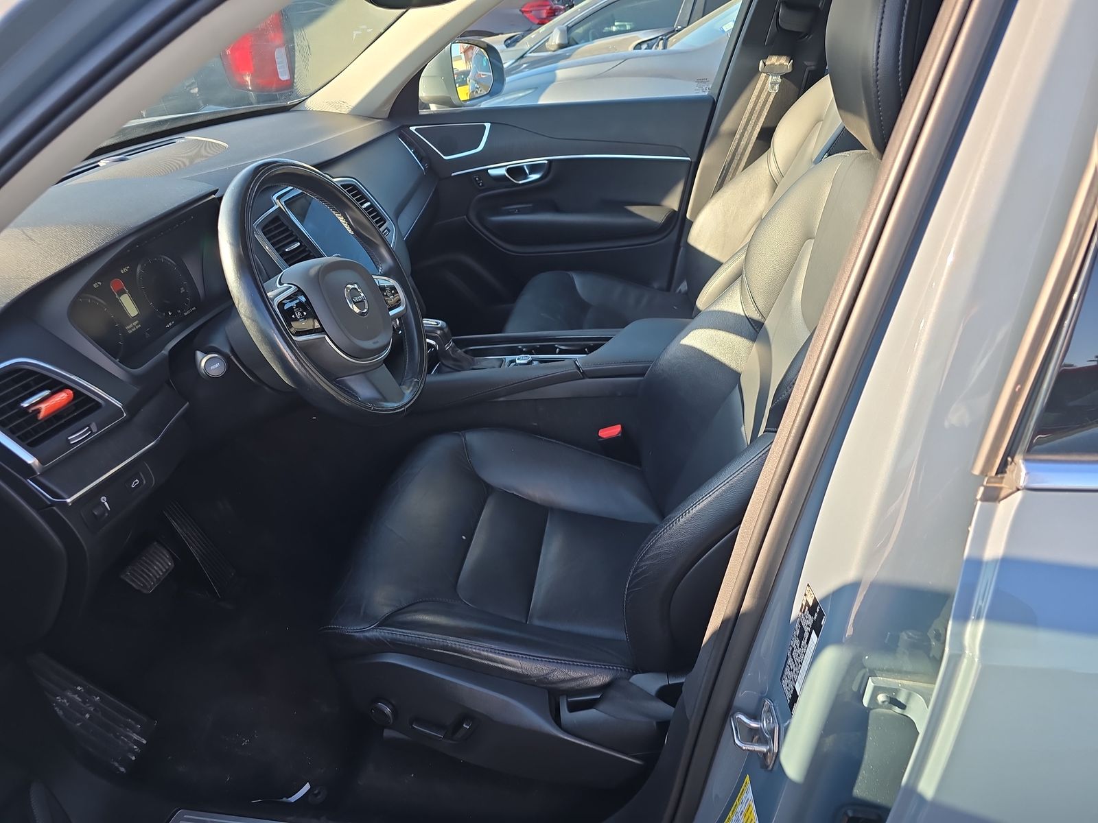 2020 Volvo XC90 T5 Momentum AWD