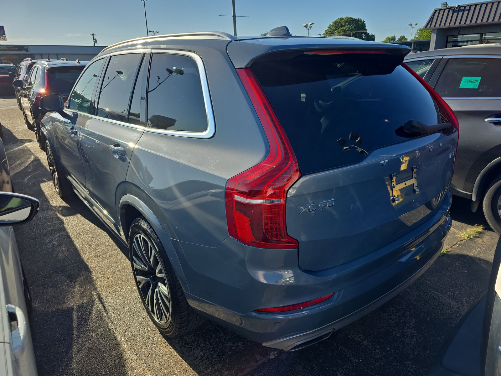 2020 Volvo XC90 T5 Momentum AWD