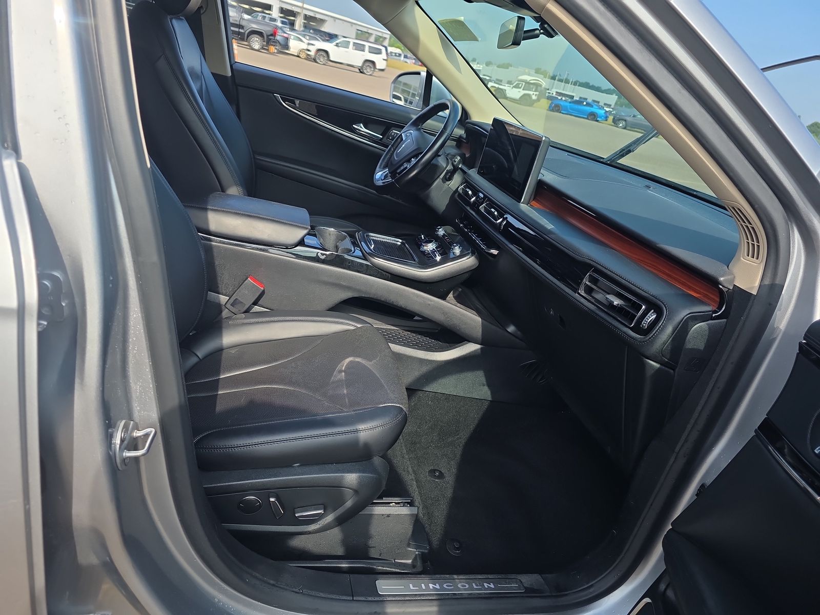 2022 Lincoln Nautilus Reserve FWD