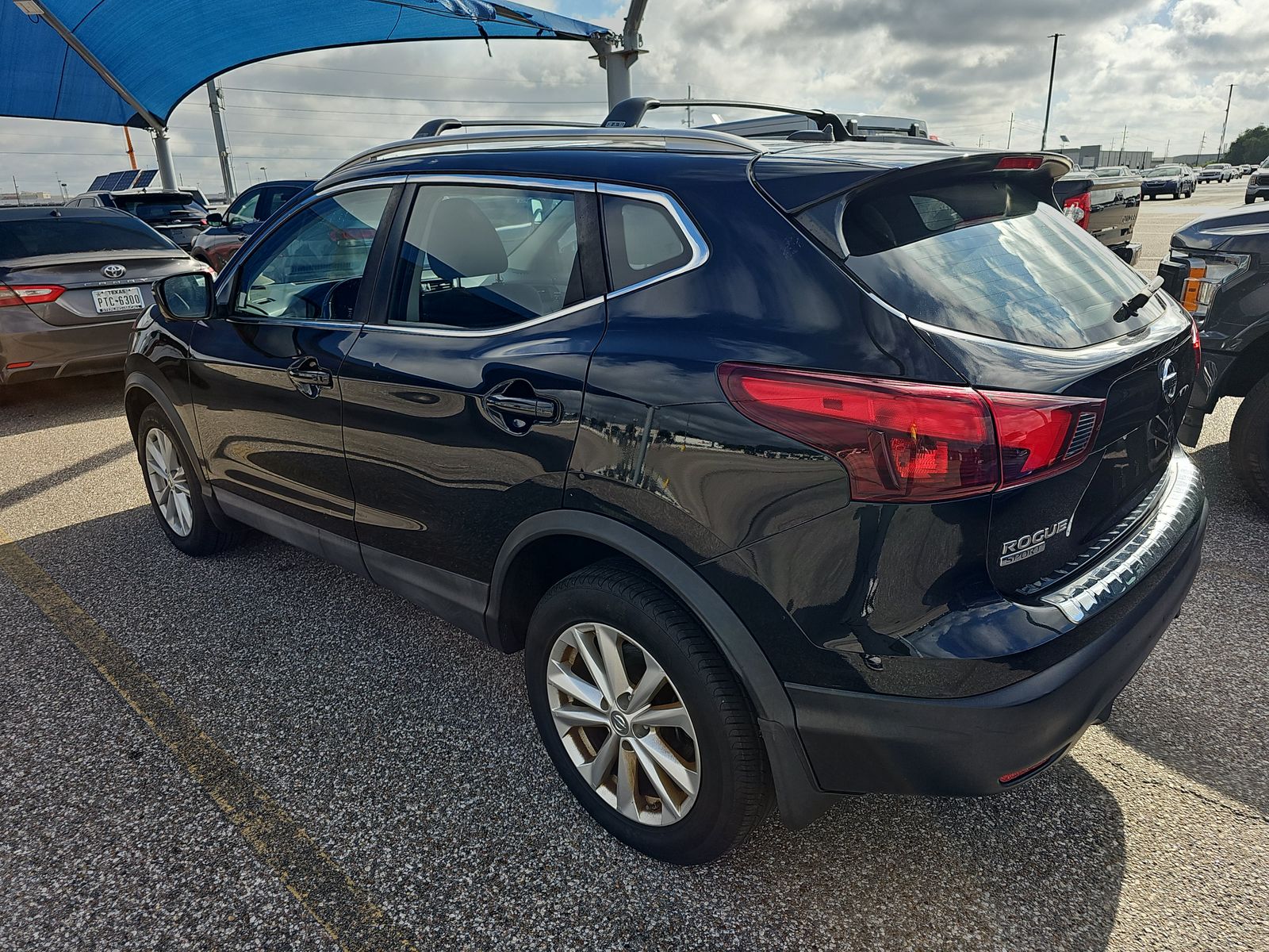 2017 Nissan Rogue Sport SV AWD