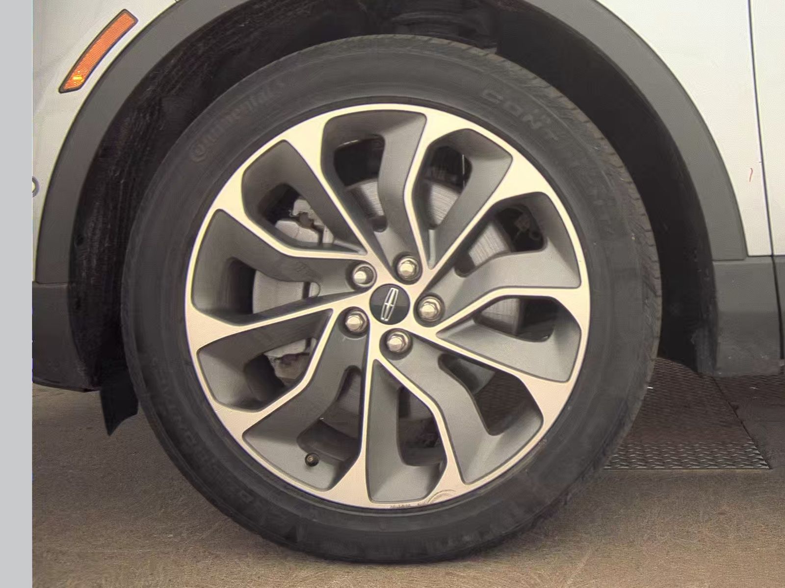 2022 Lincoln Nautilus Reserve FWD