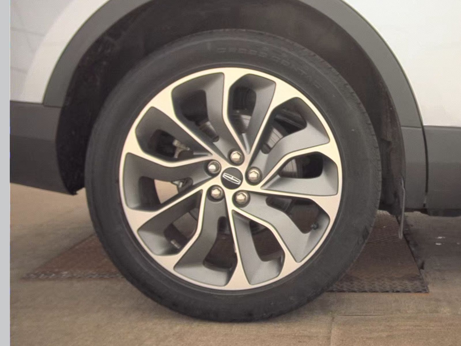 2022 Lincoln Nautilus Reserve FWD