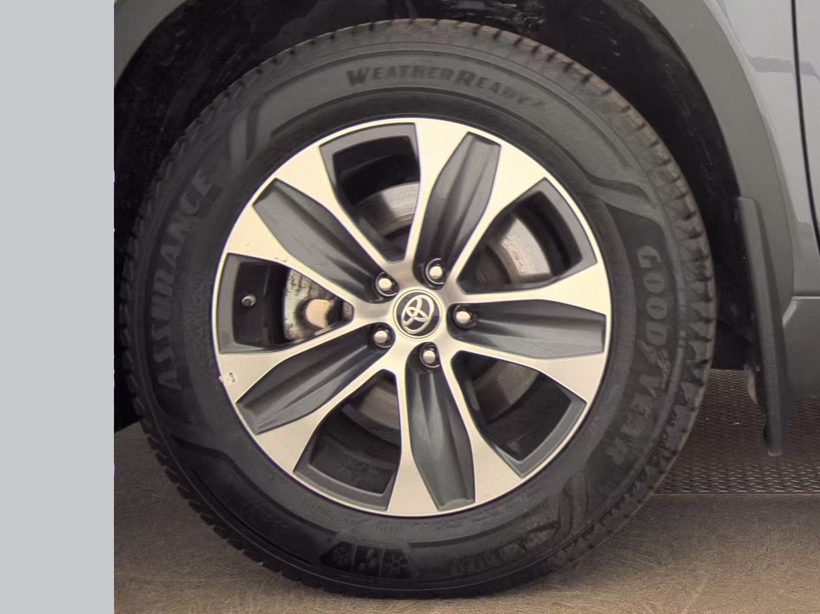 2022 Toyota Highlander Hybrid XLE AWD