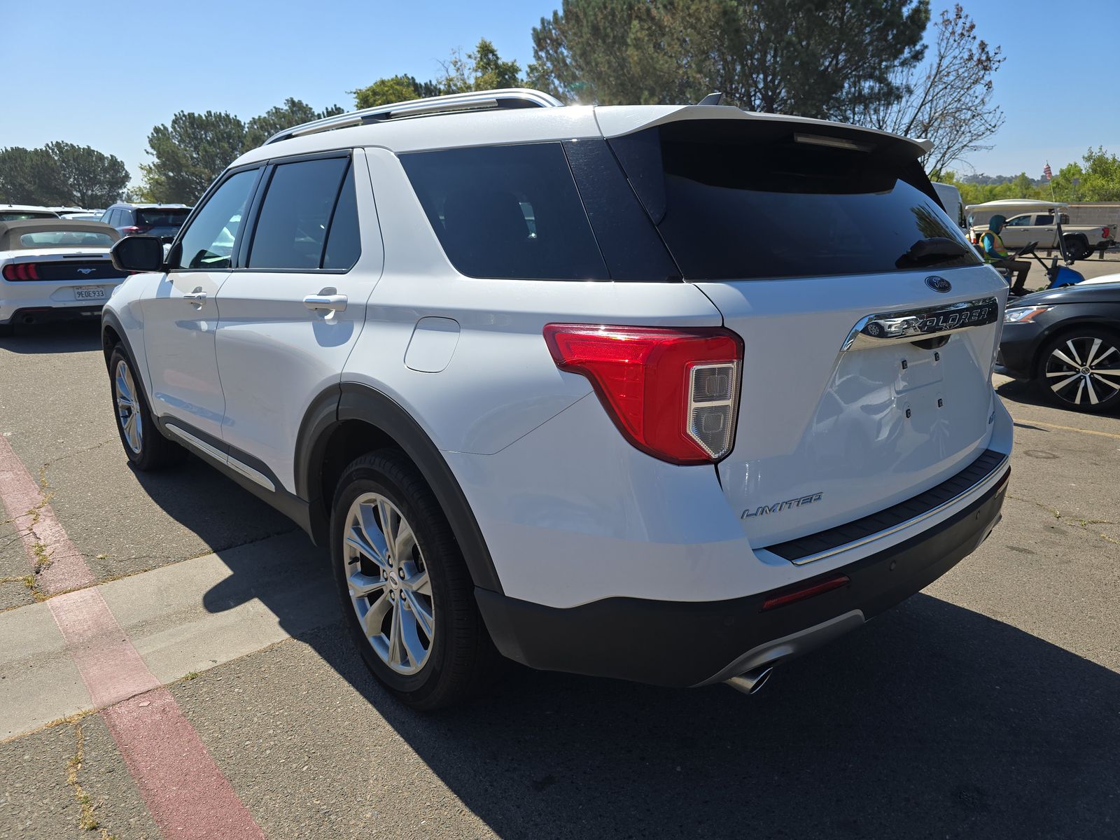 2023 Ford Explorer Limited AWD