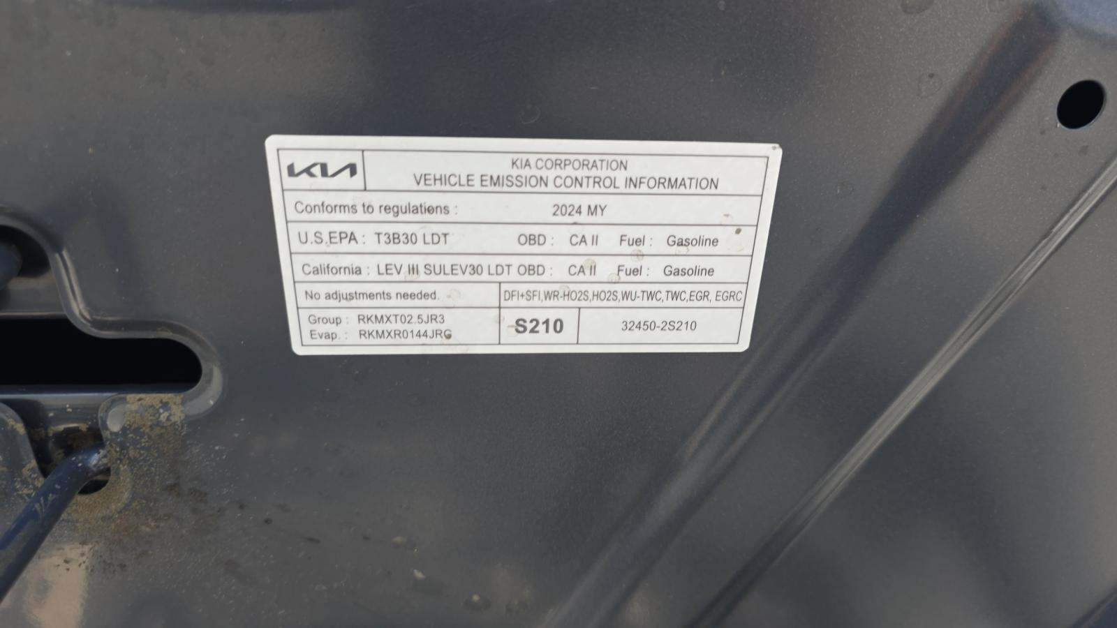 2024 Kia Sorento S FWD