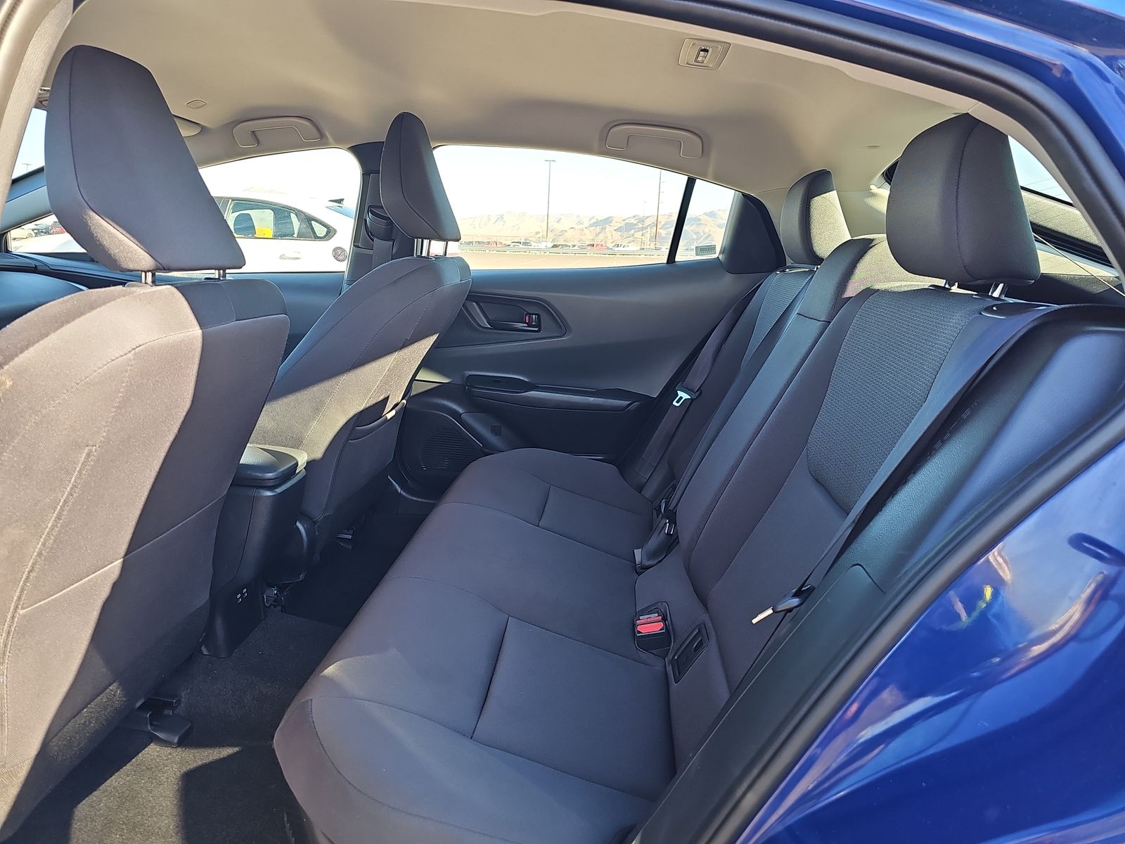 2025 Toyota Prius LE FWD