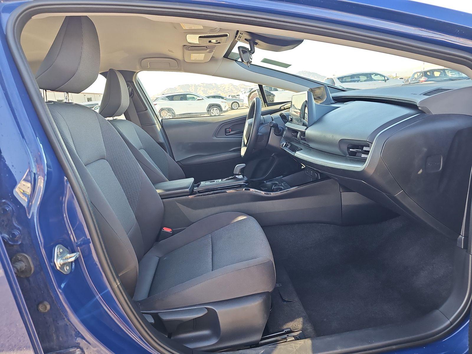 2025 Toyota Prius LE FWD